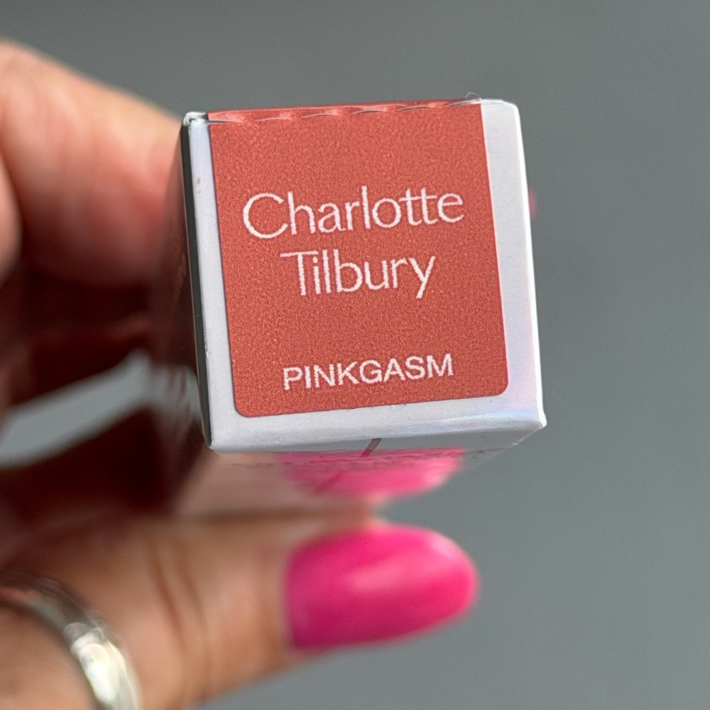 CHARLOTTE TILBURY Beauty Wand In Pinkgasm Blush - Picture 6 of 12